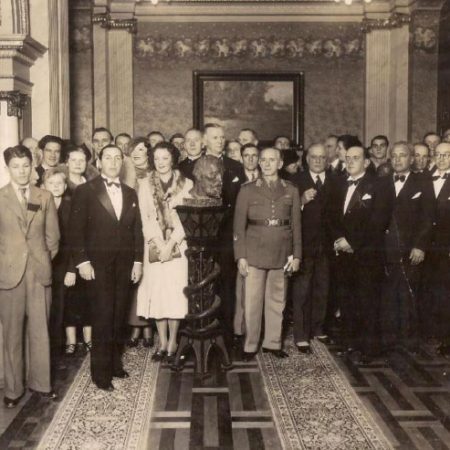 Primeira exposição individual de Caringi, em 1936